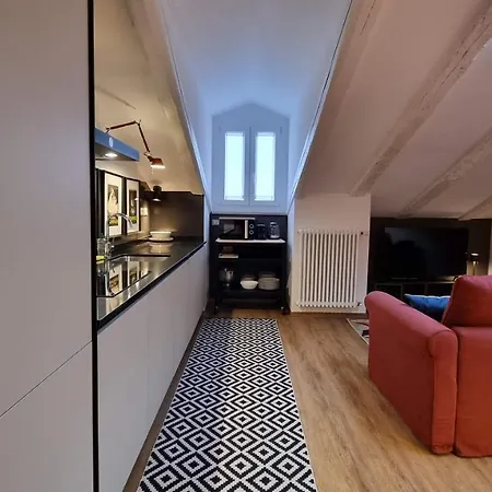 Apartamento Roma 30 - Poema *