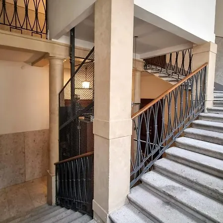 Roma 30 - Poema Apartment Trieste