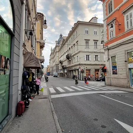 Roma 30 - Poema Trieste