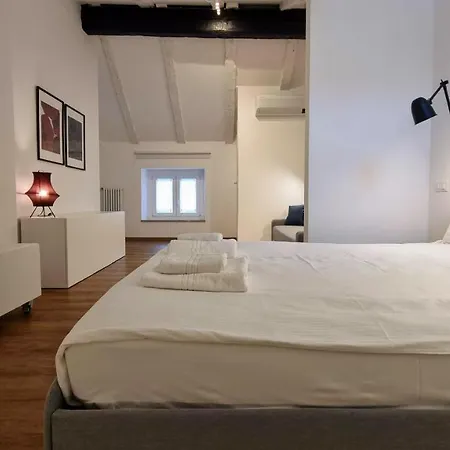 Roma 30 - Poema Apartamento