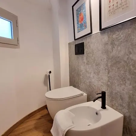 Roma 30 - Poema Apartamento *